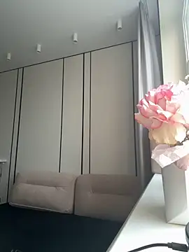 Sweet  Milly online show from 10-19-25, 12:52