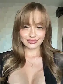 Snapshot of Sweet__Milly chatting on 07-27-26, 02:46 Sweet Milly online show from 07-27-26, 02:46