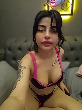 Snapshot of Esmertarcinim chatting on 04-23-26, 03:35 Esmertarcinim online show from 04-23-26, 03:35