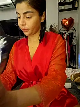Snapshot of Esmertarcinim chatting on 09-15-25, 03:34 Esmertarcinim online show from 09-15-25, 03:34