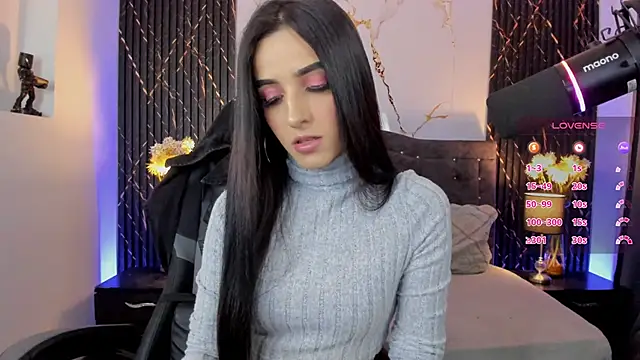 Snapshot of devlin_violett chatting on 11-04-25, 03:21 devlin violett online show from 11-04-25, 03:21