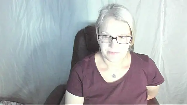 irinamaux online show from 03-06-25, 04:41