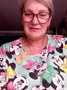 Snapshot of irinamaux chatting on 07-17-26, 02:47 irinamaux online show from 07-17-26, 02:47