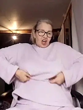 irinamaux online show from 11-03-25, 07:24