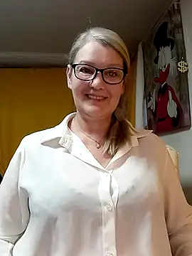 irinamaux online show from 03-10-26, 04:49