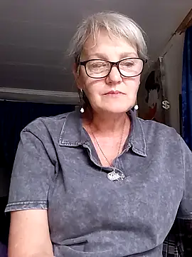 Snapshot of irinamaux chatting on 06-23-26, 02:20 irinamaux online show from 06-23-26, 02:20