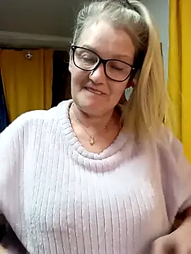 irinamaux online show from 03-27-26, 10:33