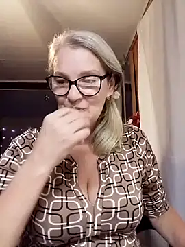 irinamaux online show from 11-07-25, 07:07