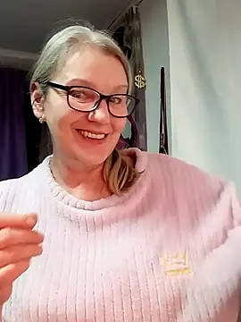 irinamaux online show from 02-08-26, 04:21