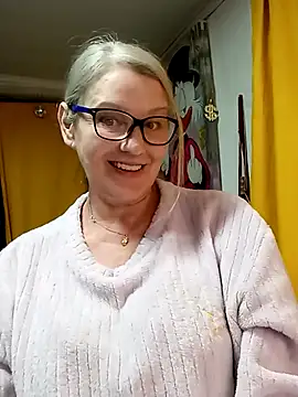 irinamaux online show from 03-29-26, 12:01