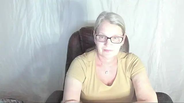 irinamaux online show from 03-05-25, 03:29