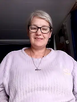 Snapshot of irinamaux chatting on 06-14-26, 05:41 irinamaux online show from 06-14-26, 05:41