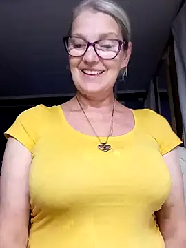 irinamaux online show from 10-08-25, 02:13