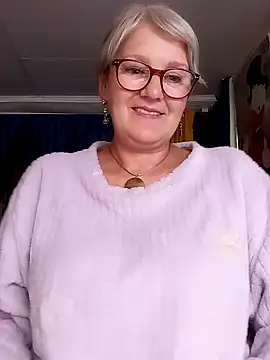 Snapshot of irinamaux chatting on 07-26-26, 12:01 irinamaux online show from 07-26-26, 12:01