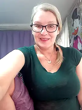 irinamaux online show from 03-04-26, 09:50