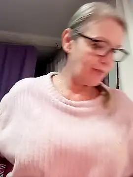 irinamaux online show from 02-25-26, 06:24