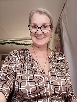 irinamaux online show from 11-29-25, 10:54