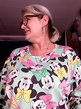 Snapshot of irinamaux chatting on 07-17-26, 12:30 irinamaux online show from 07-17-26, 12:30