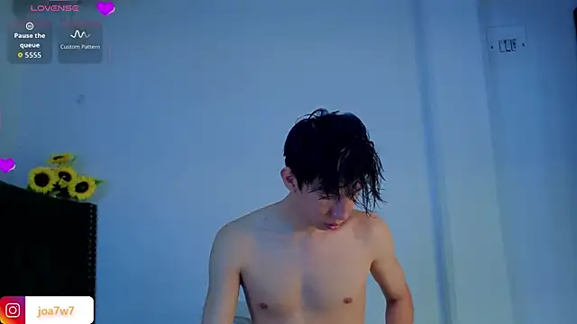 Levii Ackermann online show from 04-09-26, 02:23