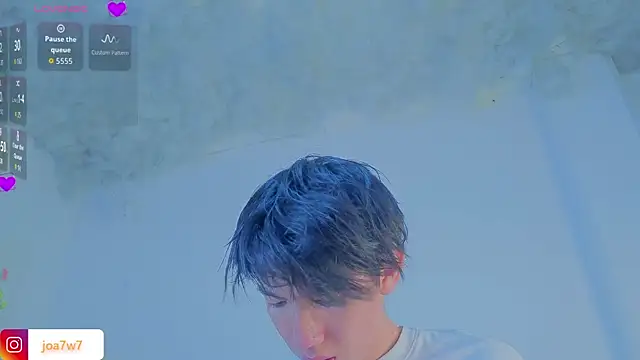 Levii Ackermann online show from 04-08-26, 06:42