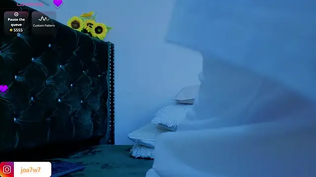 Levii Ackermann online show from 03-25-26, 04:28