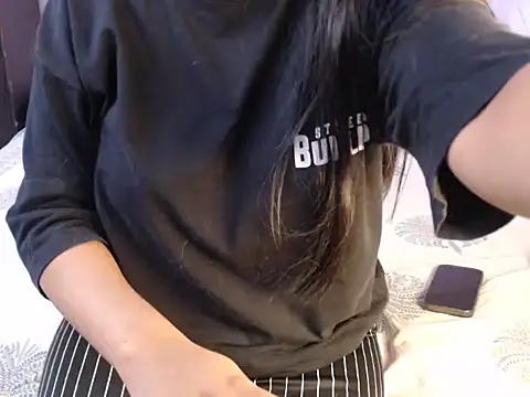Snapshot of Freya_nia chatting on 01-05-25, 01:47 Freya nia online show from 01-05-25, 01:47
