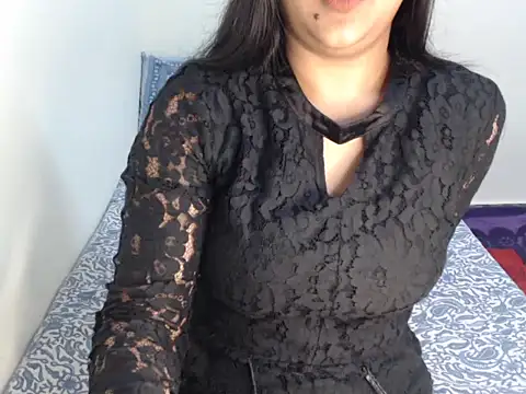Snapshot of Freya_nia chatting on 12-22-25, 07:52 Freya nia online show from 12-22-25, 07:52