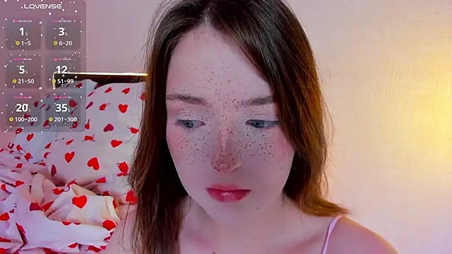 lexxxxxxi online show from 07-18-26, 07:00