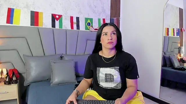 Sofi Perez  online show from 07-06-26, 11:28