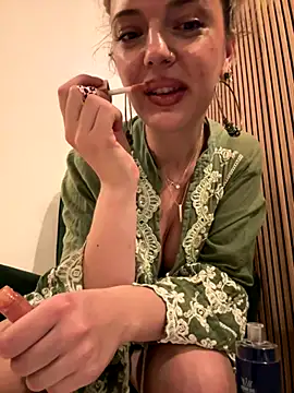 Snapshot of LexyGold chatting on 10-03-25, 12:50 LexyGold online show from 10-03-25, 12:50