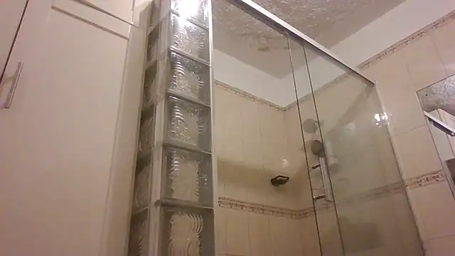 Bighood T online show from 04-05-26, 05:58