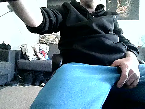Snapshot of Natural_Active chatting on 03-25-26, 12:26 Natural Active online show from 03-25-26, 12:26