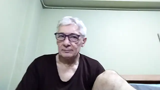 BIGUNCUTHARDCOCK online show from 11-04-25, 05:00