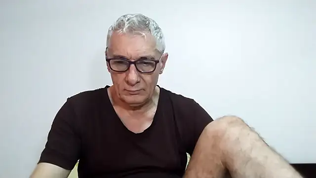 BIGUNCUTHARDCOCK online show from 03-05-26, 01:13