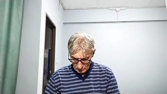BIGUNCUTHARDCOCK online show from 09-16-25, 12:11
