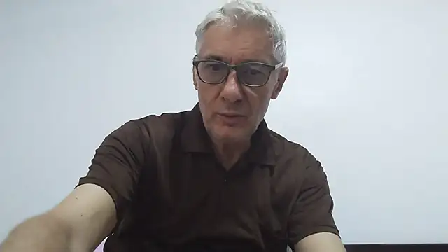 Snapshot of BIGUNCUTHARDCOCK chatting on 06-20-26, 12:59 BIGUNCUTHARDCOCK online show from 06-20-26, 12:59