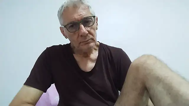 Snapshot of BIGUNCUTHARDCOCK chatting on 07-22-26, 12:23 BIGUNCUTHARDCOCK online show from 07-22-26, 12:23