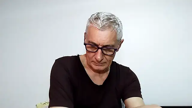 BIGUNCUTHARDCOCK online show from 04-12-26, 01:53