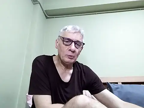 BIGUNCUTHARDCOCK online show from 10-16-25, 02:31