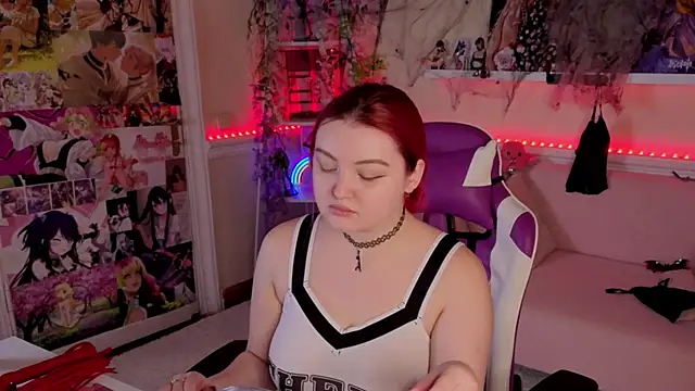 Unholy Lady online show from 10-23-25, 05:17