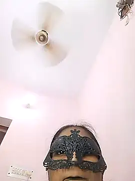 Snapshot of Love_Winss chatting on 07-22-26, 06:26 Love Winss online show from 07-22-26, 06:26