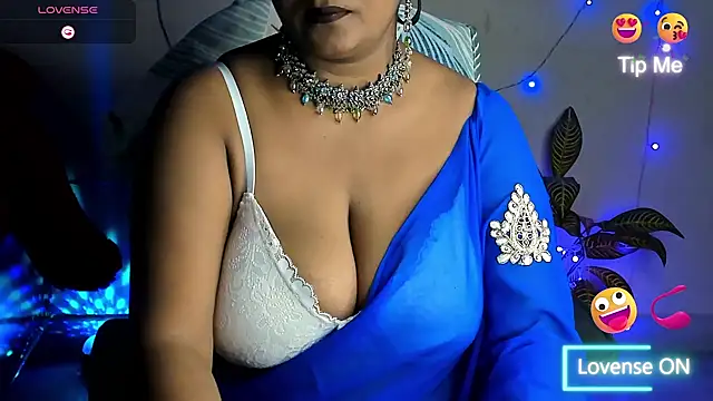 Snapshot of Love_Winss chatting on 09-30-25, 05:19 Love Winss online show from 09-30-25, 05:19