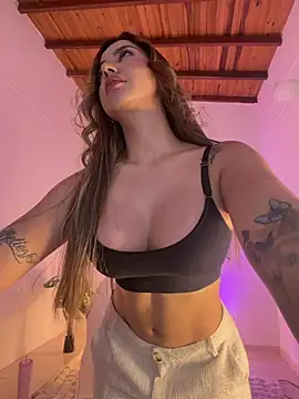 Sarapalmer1 online show from 04-04-26, 09:21