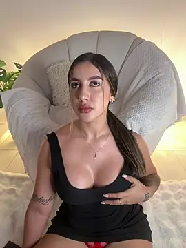 Sarapalmer1 online show from 03-12-25, 11:01