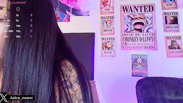 Snapshot of Aliceowenn chatting on 02-19-26, 07:00 Aliceowenn online show from 02-19-26, 07:00