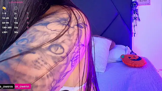 Aliceowenn online show from 11-01-25, 09:08