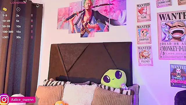 Snapshot of Aliceowenn chatting on 02-10-26, 09:03 Aliceowenn online show from 02-10-26, 09:03