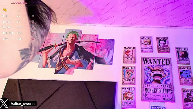 Snapshot of Aliceowenn chatting on 02-11-26, 09:03 Aliceowenn online show from 02-11-26, 09:03