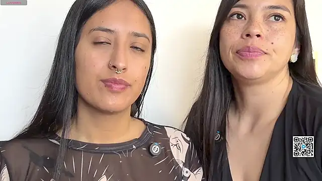 2SummerLove1 online show from 04-18-26, 03:14