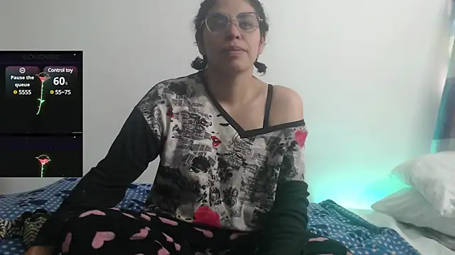Anne purple online show from 01-23-25, 04:26